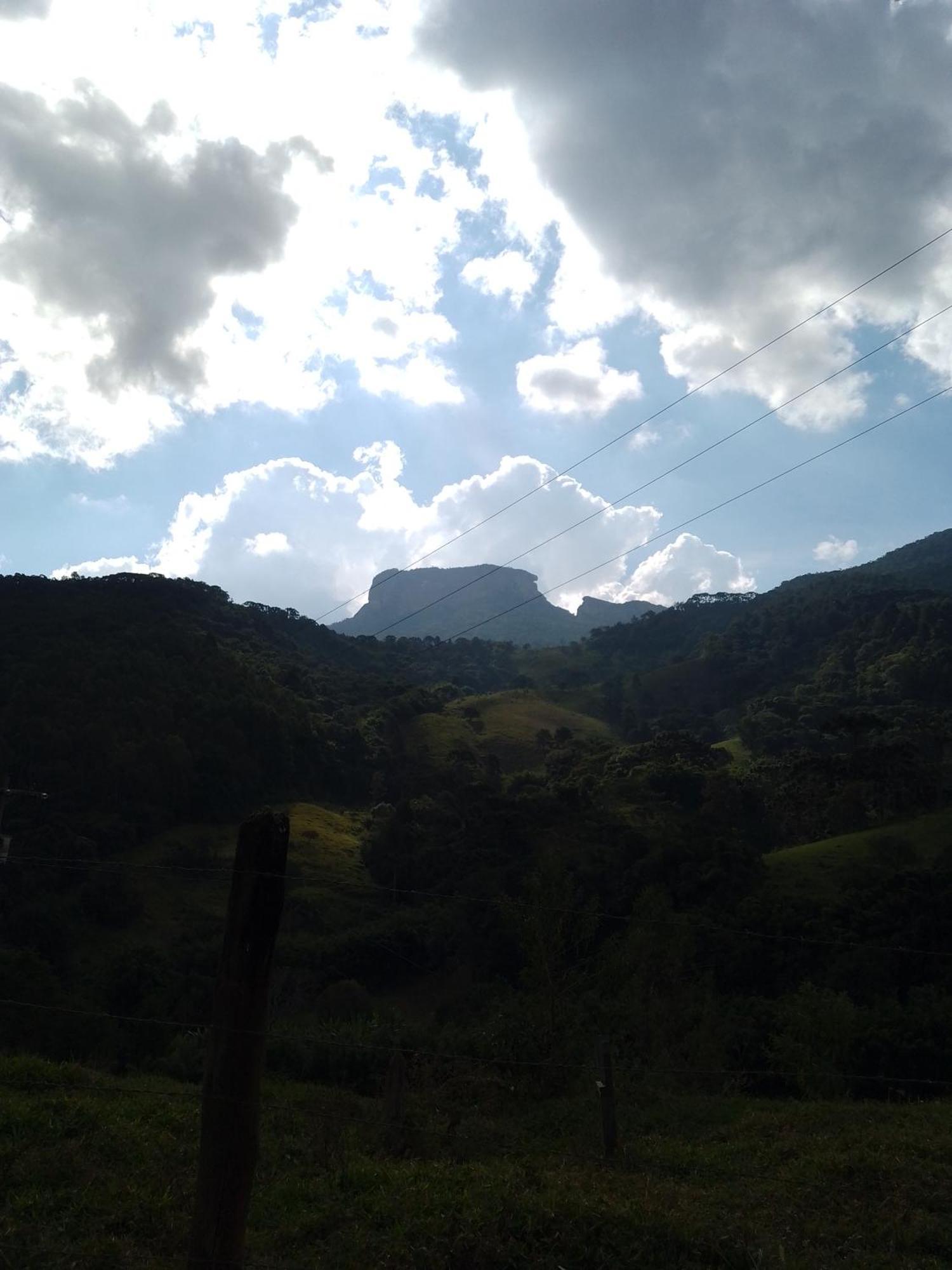 Rancho Pe Da Pedra Villa Sao Bento do Sapucai Phòng bức ảnh